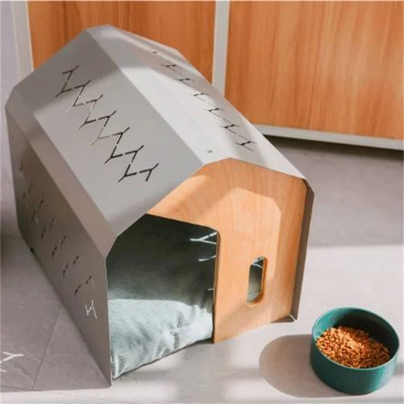 Wooden Indoor/Outdoor Pet House & Cage
